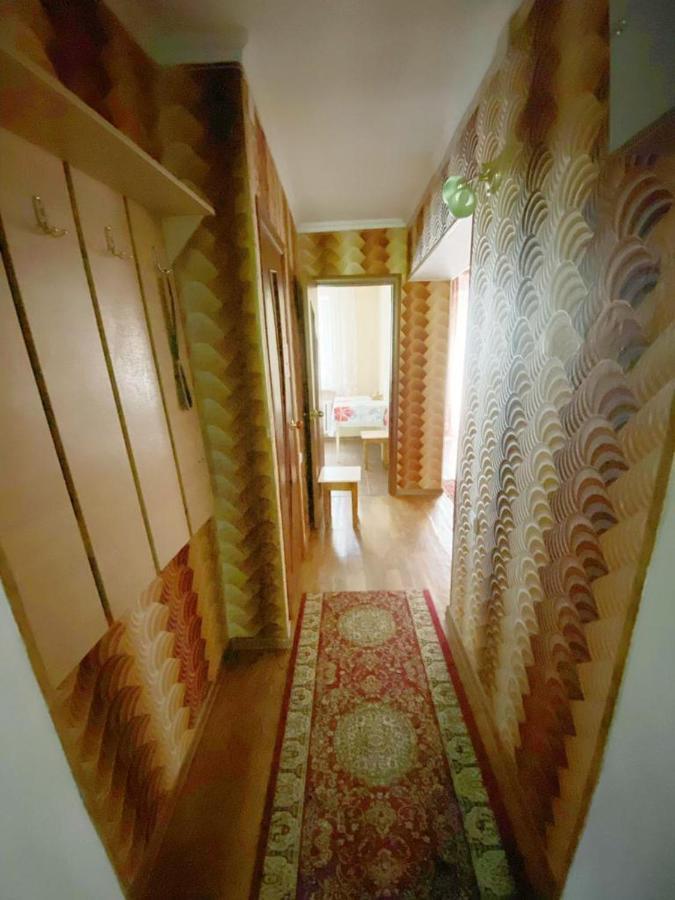 Квартира Напротив Аэропорта Apartment Turksib Екстериор снимка